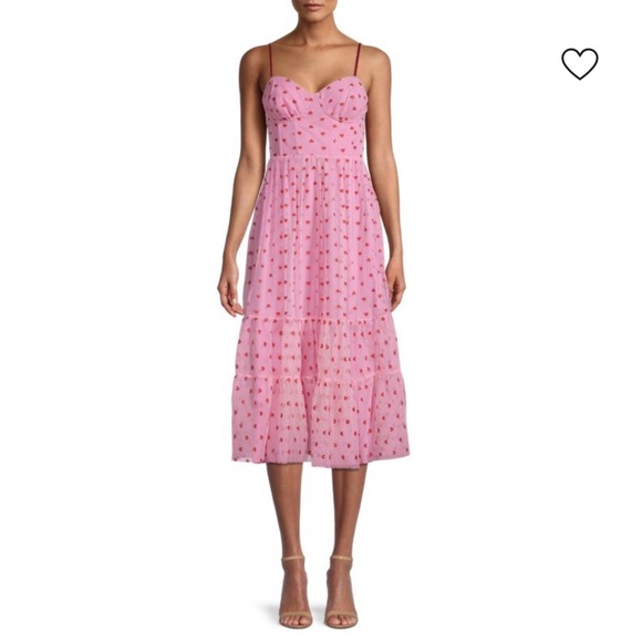 Betsey Johnson Dresses & Skirts - BETSEY JOHNSON
Sequin-Heart Bustier Dress